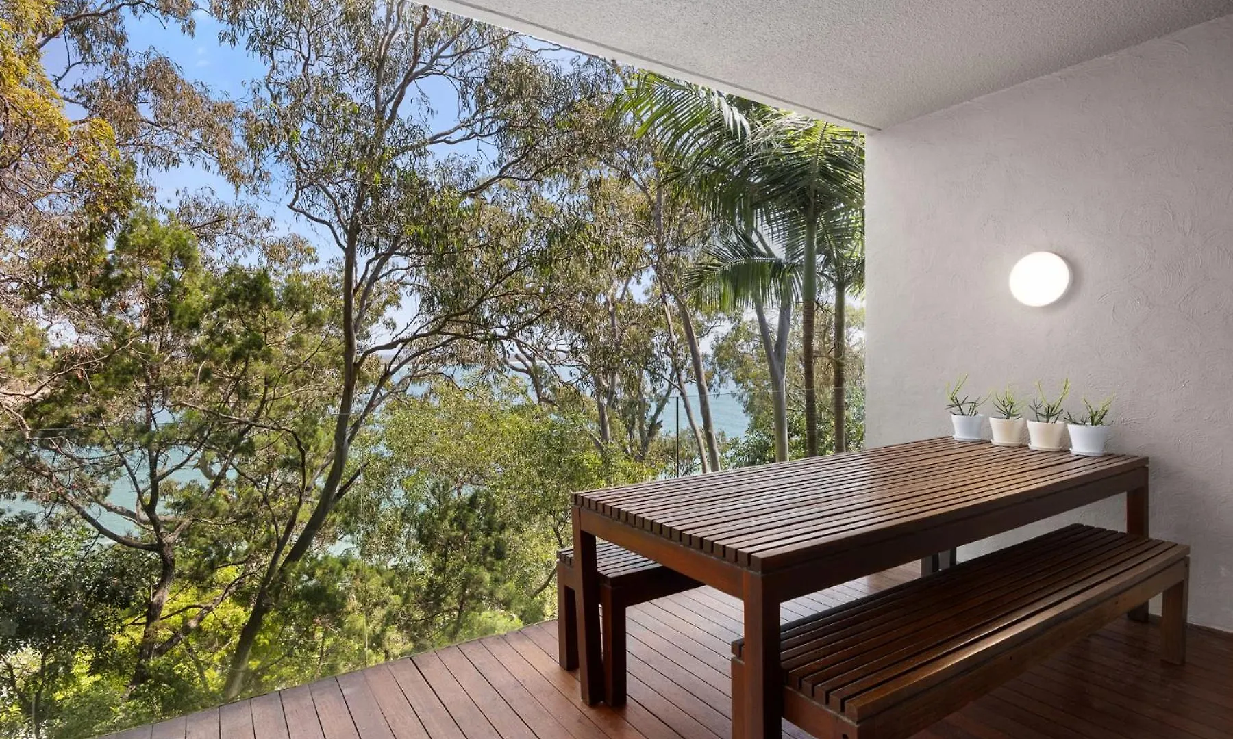 Cove Point 6 Ocean Views & Calm Noosa Heads