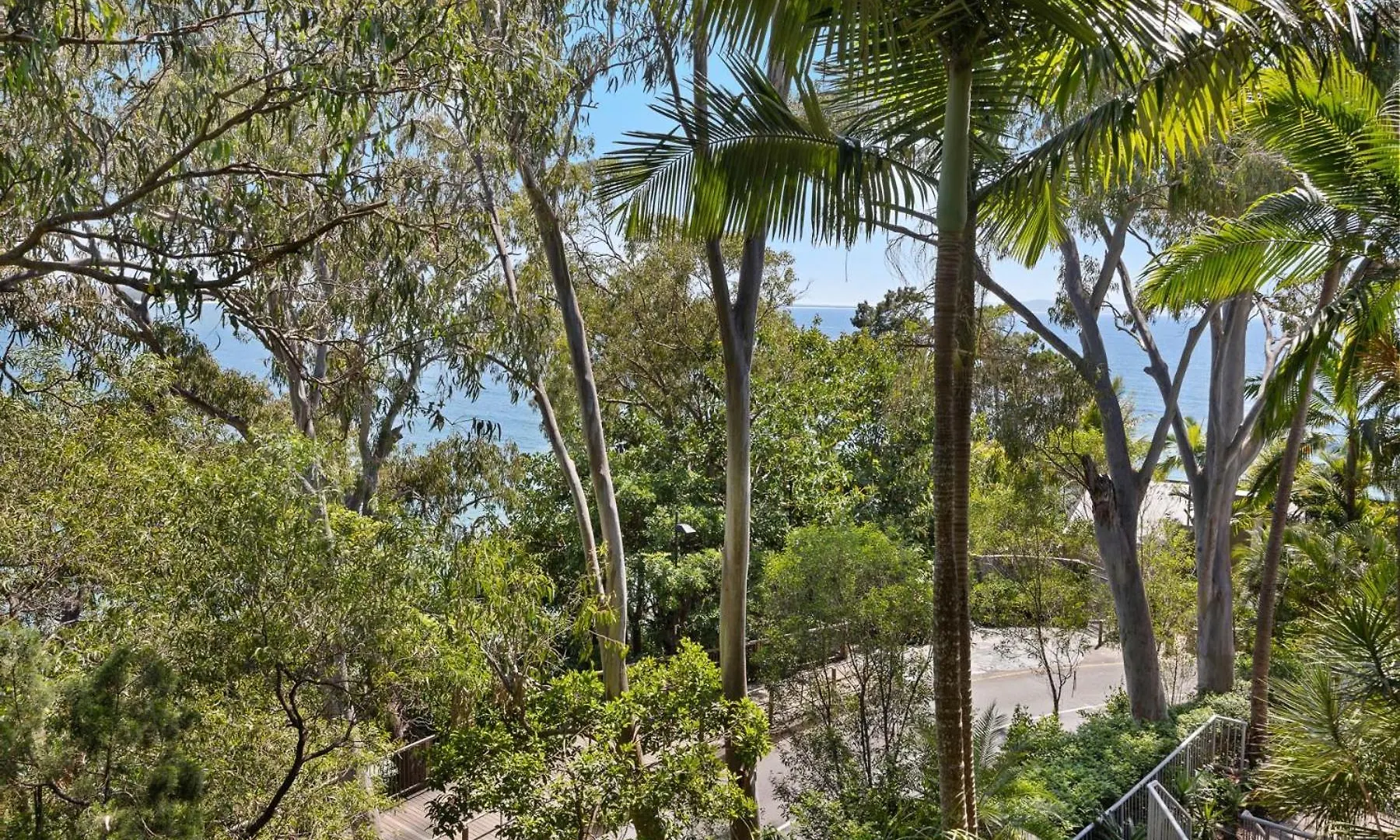 Cove Point 6 Ocean Views & Calm 0*, Noosa Heads Australia